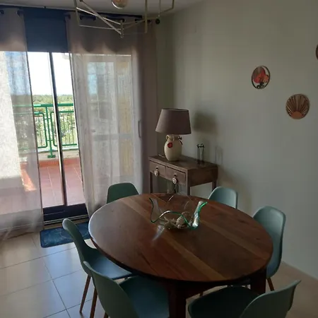 Framboise Apartment *