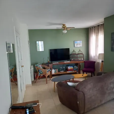 Framboise Apartment *